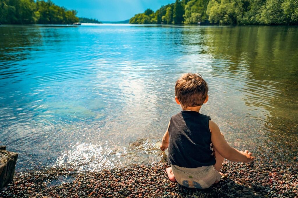 Comment gérer la canicule avec un jeune enfant ?