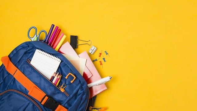 Comment payer moins cher les fournitures scolaires en 2024 ?