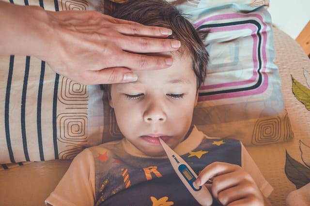 Comment protéger votre enfant des maladies hivernales ?