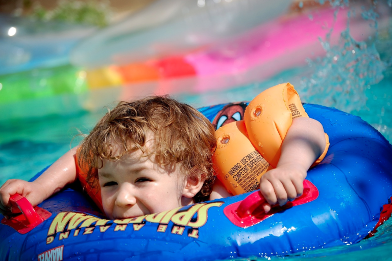 Tous nos conseils pour choisir la meilleure bouée pour votre enfant.